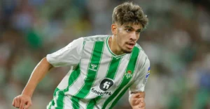 أندية إنجليزية تسعى لضم الزلزولي بعد تألقه