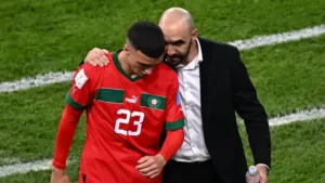 الخنوس يشكر الركراكي برسالة مؤثرة بعد رحيله عن المنتخب.