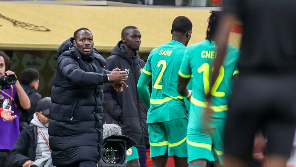 السنغال تعلن في باريس تفاصيل طعن "الكاف" بعد اللجوء لـ"الطاس"