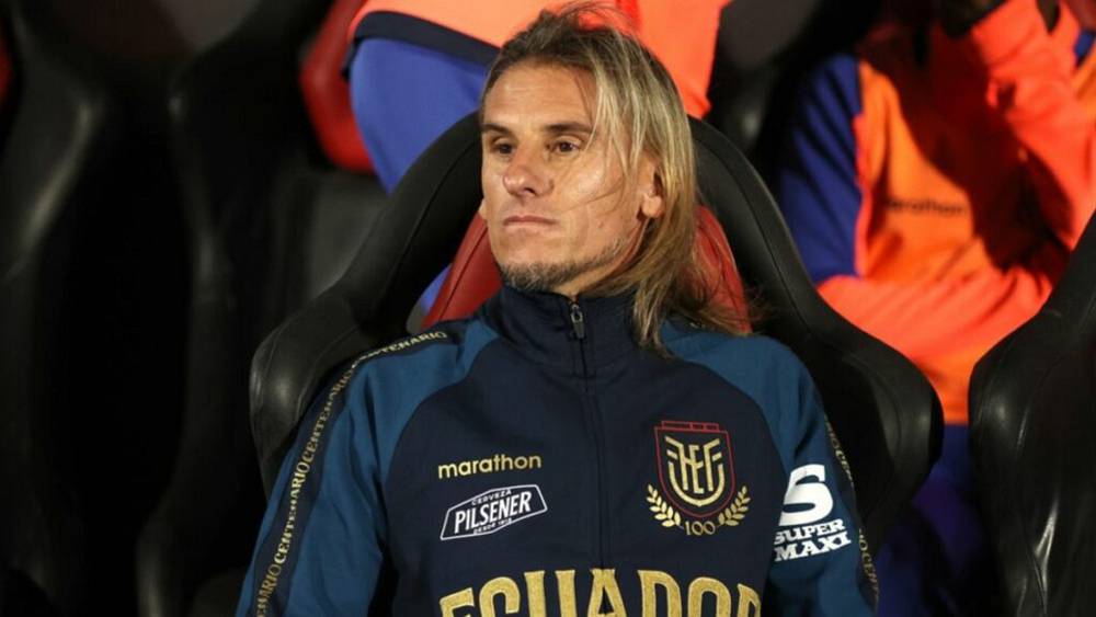 مدرب الإكوادور يعلن فخره بلاعبيه بعد التعادل مع المغرب