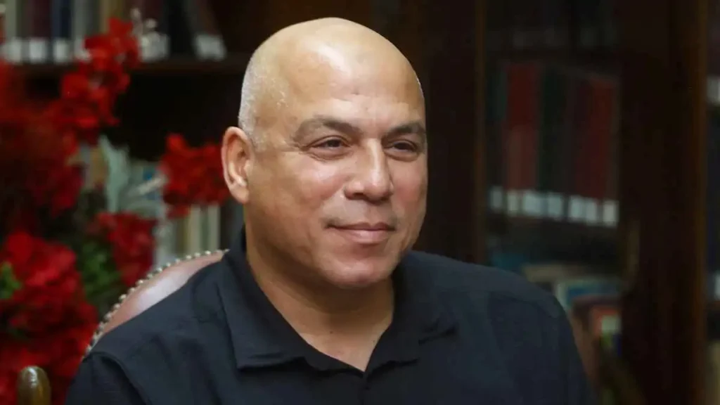 الأهلي المصري يقيل محمد يوسف من منصب المدير الرياضي