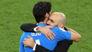 بونو يشكر الركراكي بعد رحيله عن تدريب المنتخب المغربي