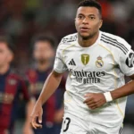 مبابي يثير الجدل: علاقة عاطفية محتملة مع إكسبوسيتو