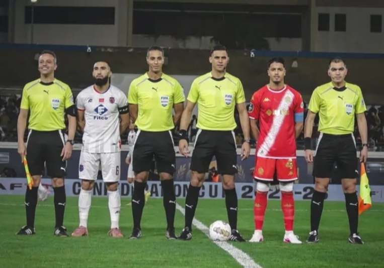 الوداد يواجه آسفي في الدار البيضاء لحسم التأهل القاري