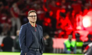 جماهير الوداد تطالب برحيل بنهاشم رغم الفوز على تواركة