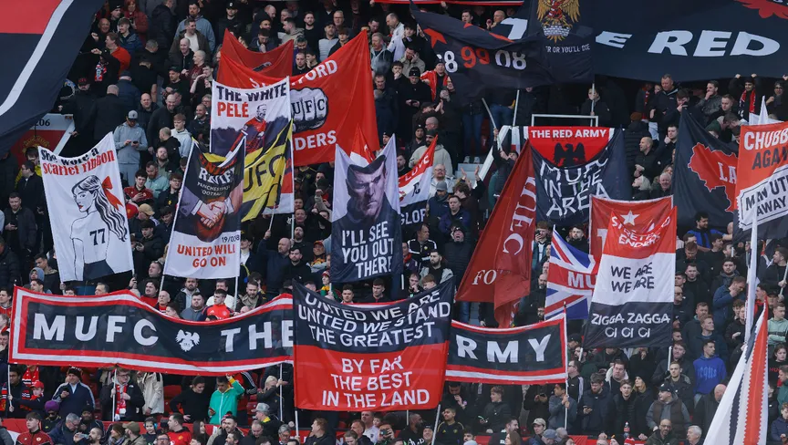 مانشستر يونايتد يرفع أسعار التذاكر.. غضب جماهيري يشتعل