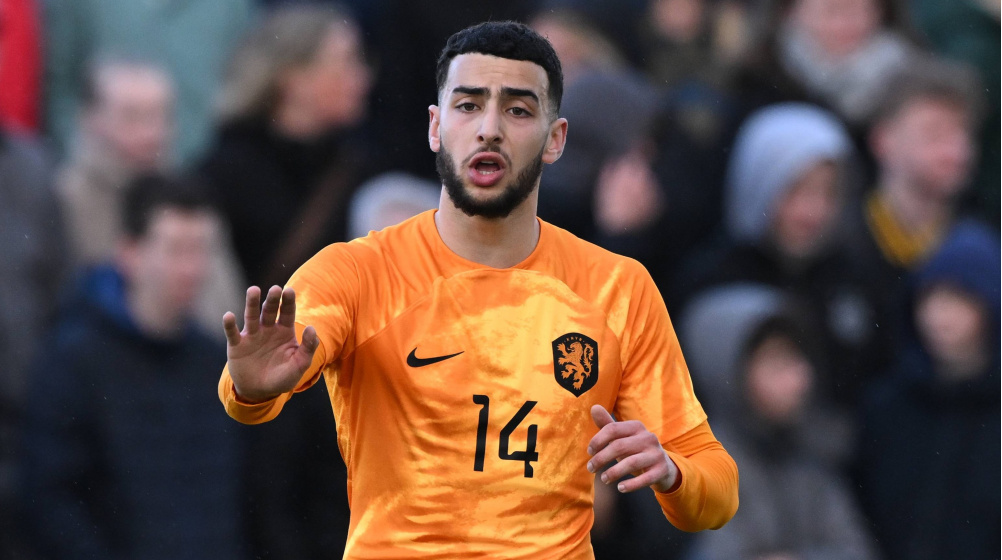 أكوكيل يختار المغرب رسميًا بعد موافقة "فيفا".