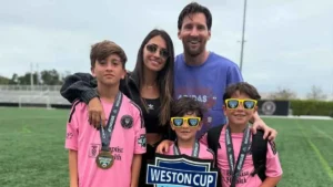 ممثلة أرجنتينية تتهم ميسي بحظرها وتشكك بعائلته