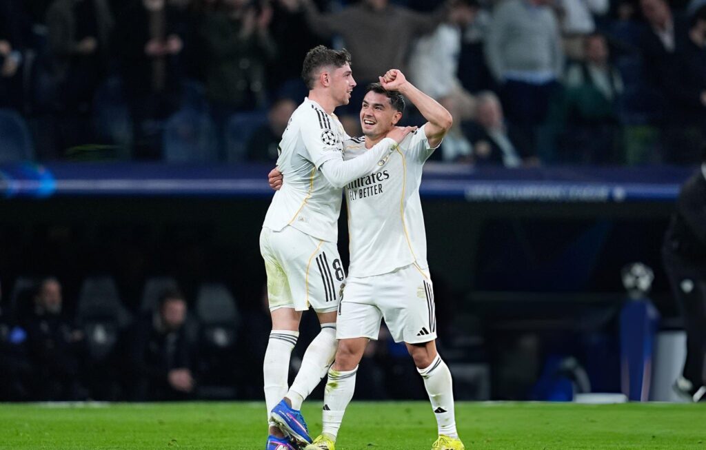 فالفيردي يسجل هاتريك ويقود ريال مدريد للفوز على سيتي