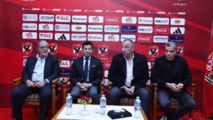 أعضاء عمومية الأهلي يطالبون الإدارة بالاستقالة الفورية