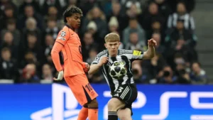 ريال مدريد يخطط لضم نجم نيوكاسل بعد تألقه