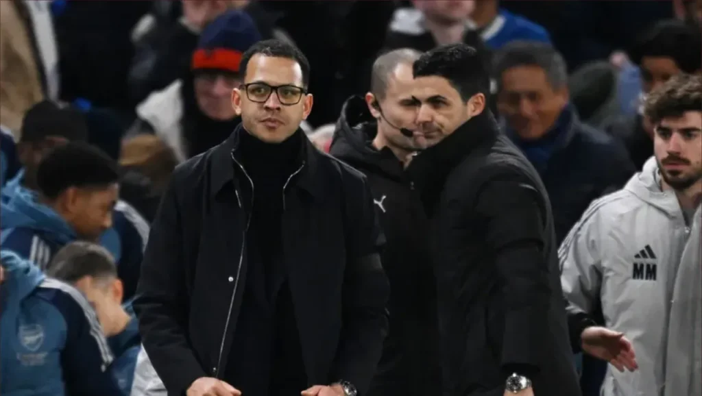 مدرب تشيلسي يدافع عن أرسنال بعد الانتقادات اللاذعة