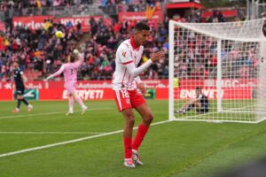 أوناحي يسجل ويقود جيرونا للفوز على أتلتيك بلباو بثلاثية