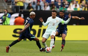 فرنسا تفوز على البرازيل ودياً بـ 10 لاعبين استعداداً للمونديال