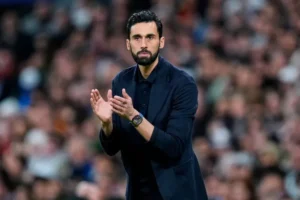 أربيلوا ينتقد التحكيم بعد تعادل ريال مدريد وبيتيس