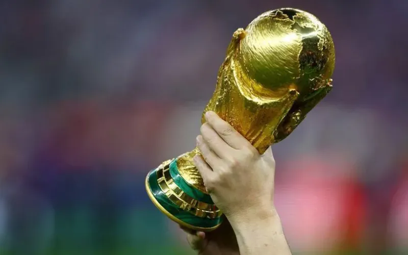 العراق يتأهل لكأس العالم 2026، يرفع عدد العرب قياسيًا