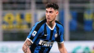 باستوني يفتح الباب لبرشلونة.. وإنتر يتمسك به