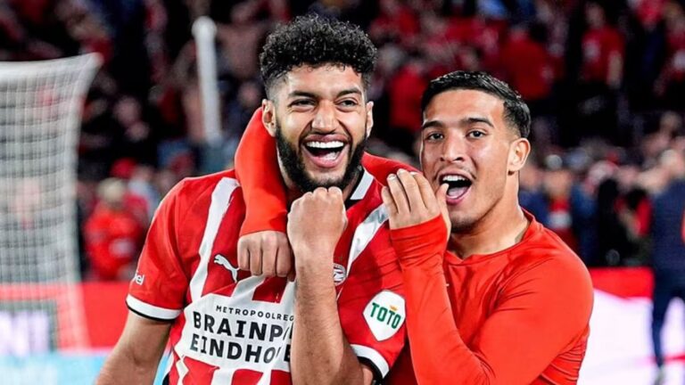 الصيباري والدريوش يسجلان ويقودان آيندهوفن للفوز بالدوري الهولندي