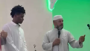 لاعب أجنبي في الدوري الجزائري يعلن اعتناق الإسلام