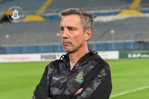 سانتوس يمنح لاعبي الجيش الملكي راحة بعد التعادل مع الكوكب