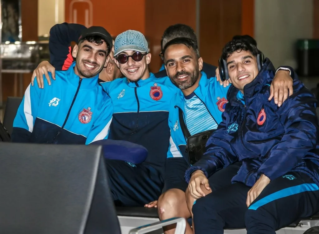 أولمبيك آسفي يصل الجزائر لمواجهة اتحاد العاصمة بالكونفدرالية