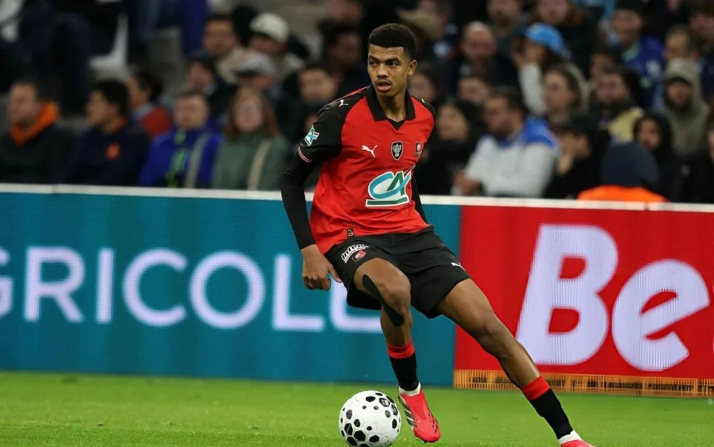 أيت بودلال يقود رين للفوز على ستراسبورغ بثلاثية نظيفة