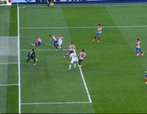 ريال مدريد يتهم التحكيم بالظلم بعد مباراته بالدوري الإسباني