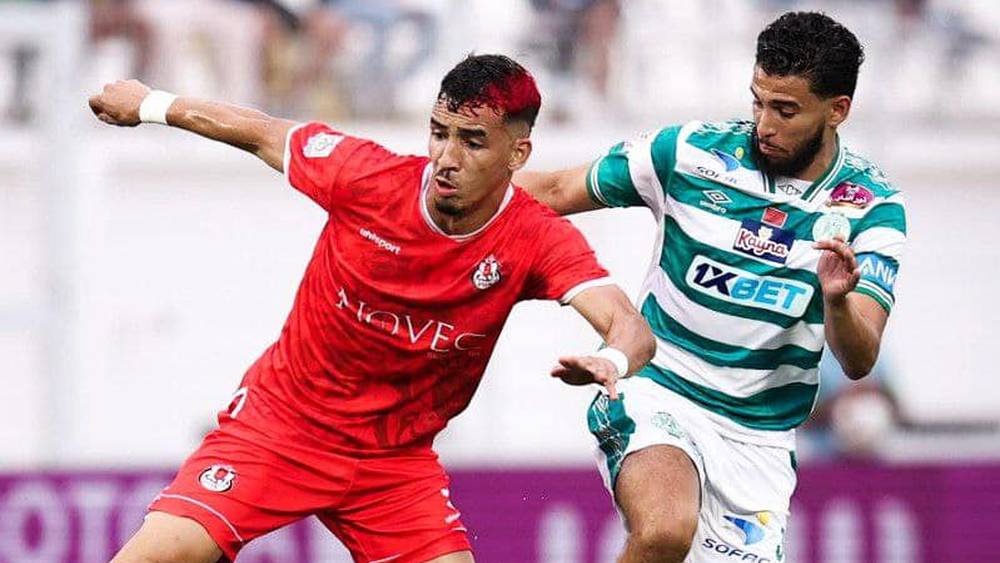 لجنة الحكام تعلن طاقم تحكيم مباراة الرجاء والفتح