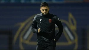 بن عياد يهنئ الرجاء ويتمنى له الفوز بالألقاب