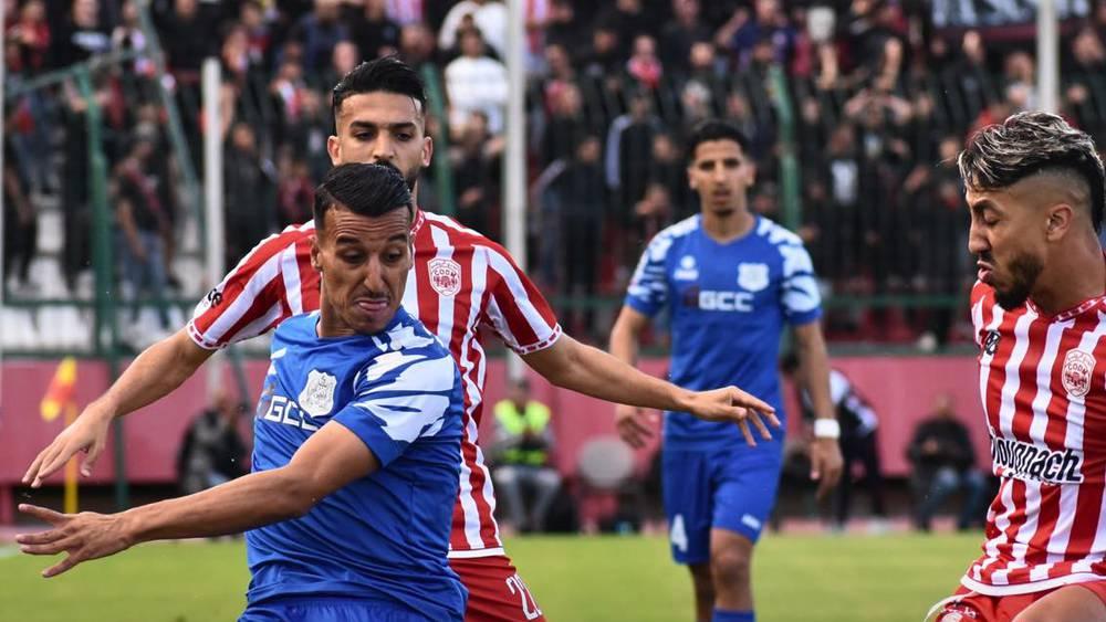 الدفاع الجديدي يفوز على المكناسي بهدف قاتل في الدقائق الأخيرة