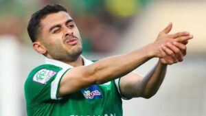 الرجاء يسحق الفتح برباعية في البطولة المغربية