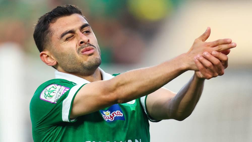 الرجاء يكتسح الفتح برباعية نظيفة في البطولة الاحترافية