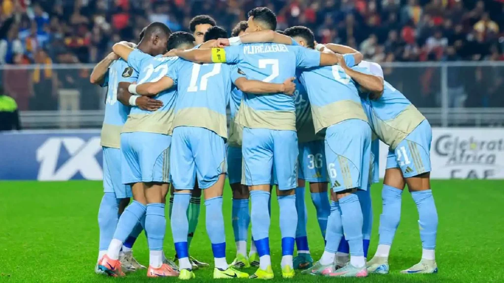 الأهلي يتعادل مع سيراميكا بهدف لمثله بالدوري المصري