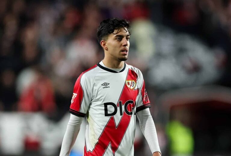 النجم المغربي إلياس أخوماش يواصل التألق مع رايو فاييكانو