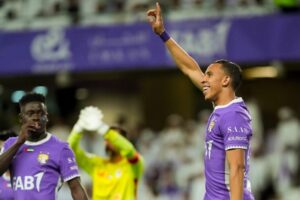 سفيان رحيمي يقود العين للفوز على عجمان بهدف ويواصل التألق