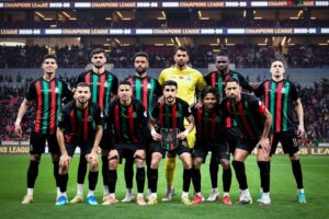 الجيش الملكي يعلن غياب ثلاثة لاعبين قبل مواجهة بركان