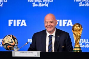 فيفا يناقش رفع جوائز مونديال 2026 المالية بسبب التكاليف.