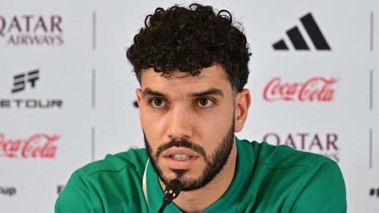 أزارو يرفض عروضًا مصرية ويفضل الاستمرار بالإمارات