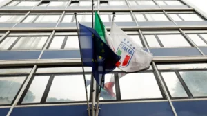 إيطاليا تحسم موقفها وترد على تهديدات يويفا بشأن يورو 2032