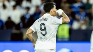 الكشف عن حقيقة اقتراب البرازيلي فيرمينو من الأهلي المصري