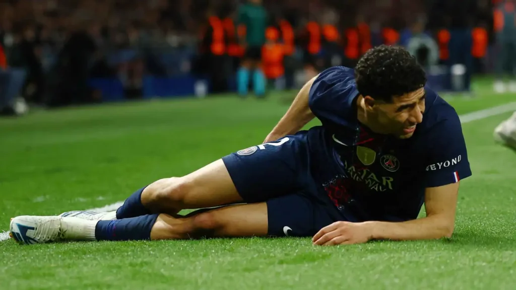 رسالة مؤثرة من حكيمي بعد إصابته في نصف نهائي أبطال أوروبا