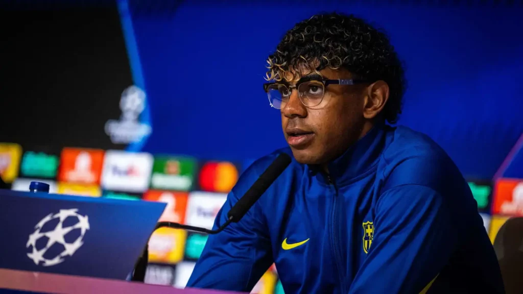 يامال يثير الجدل بإطلالة غير تقليدية قبل مواجهة أتلتيكو.