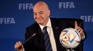 إنفانتينو يهنئ العراق بتأهله إلى كأس العالم 2026