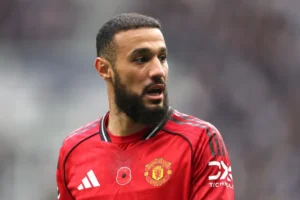 سكولز يطالب مانشستر يونايتد بالتخلي عن مزراوي