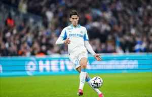 مدرب مارسيليا يكشف عن تطورات إصابة نايف أكرد