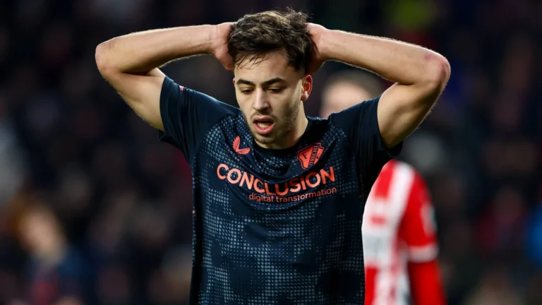 أوتريخت يتلقى هزيمة قاسية وإقصاء الكرواني بالدوري الهولندي