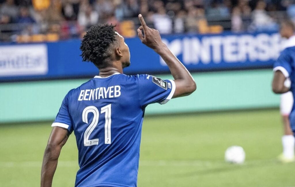 بن طيب يتصدر هدافي "ليغ 2" الفرنسي بعد تألقه