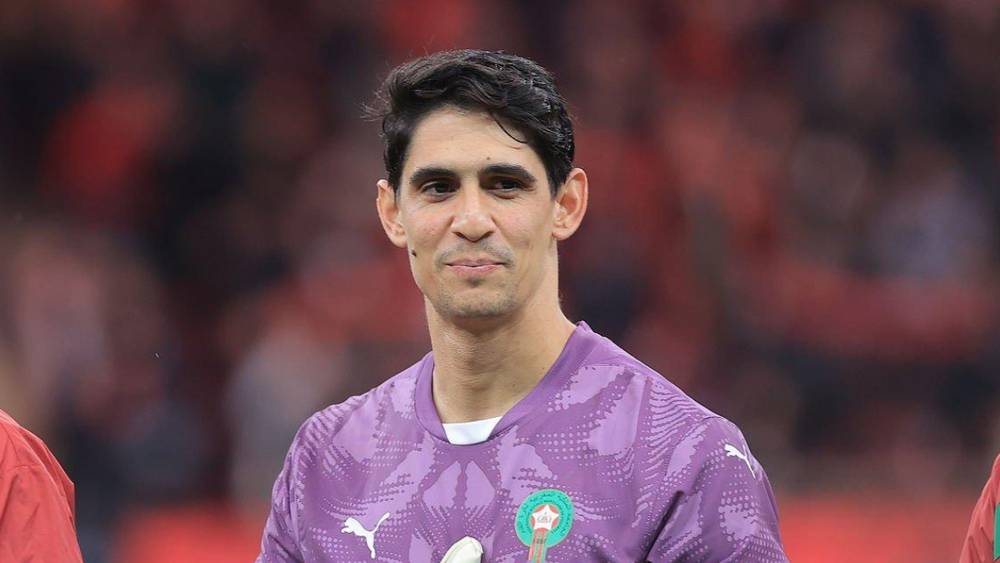 إشبيلية الإسباني يهنئ ياسين بونو بعيد ميلاده