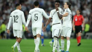 ريال مدريد يستعيد توازنه ويواصل مطاردة برشلونة