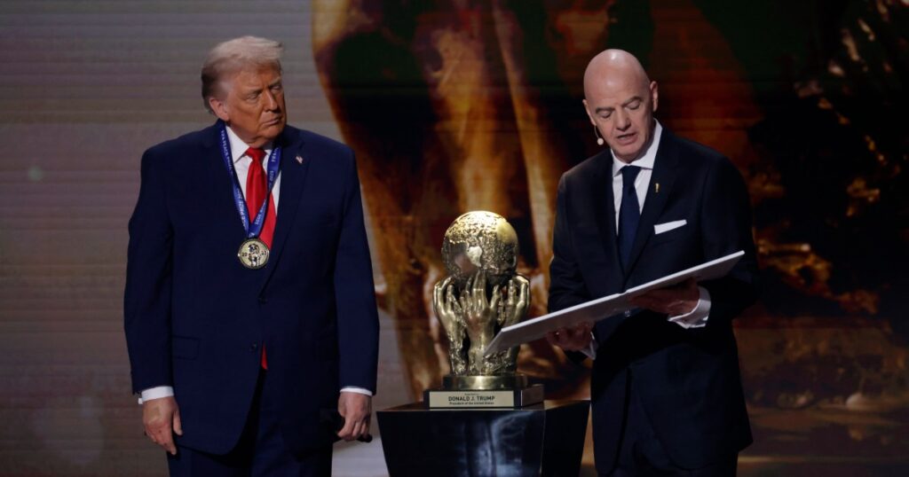 الفيفا يرفض طلب إيران بنقل مباريات مونديال 2026